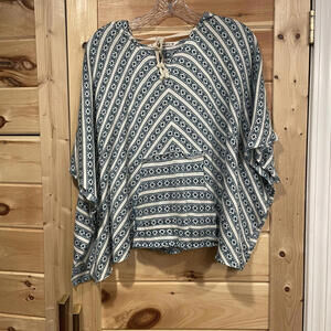 Hippie Laundry Women's Sweater Size Small